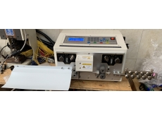 Máy cắt và tuốt dây tự động    DK-09H